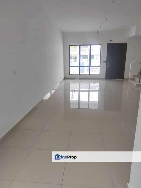 Non Bumi Teres 2-Storey, M Aruna Residence, Saujana Rawang, Selangor, Rawang
