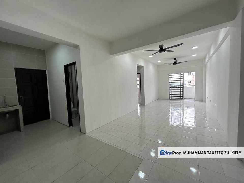 Newly Renovated Perdana Villa Apartment, Klang Big Size unit With Wet & Dry Kitchen for Rental