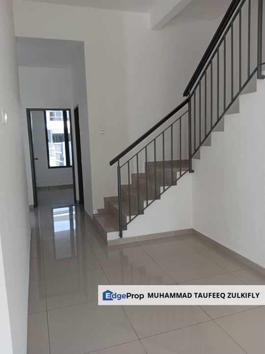 RUMAH BARU | MASIH KOSONG | 2 Storey Terrace Jln Tanjung Agas Sek 30 Shah Alam, Selangor, Shah Alam