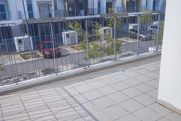 Casa Wood, CyberSouth