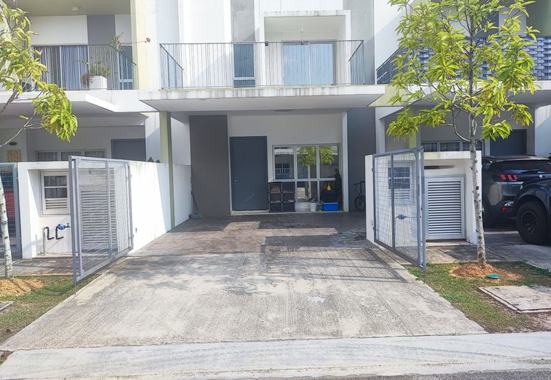 Casa Wood, CyberSouth