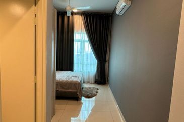 La Thea Residences @ 16 Sierra