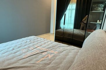 La Thea Residences @ 16 Sierra