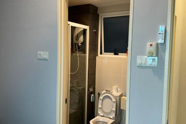 La Thea Residences @ 16 Sierra