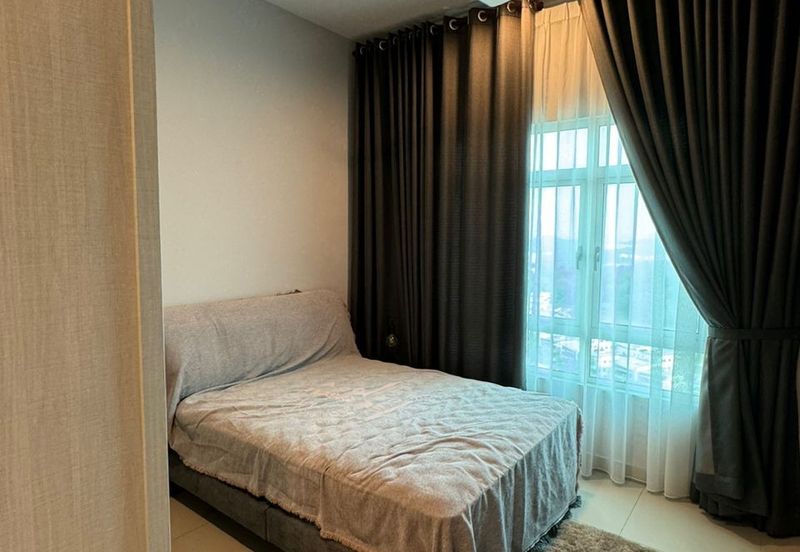 La Thea Residences @ 16 Sierra