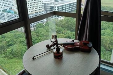 Lake Point Residence