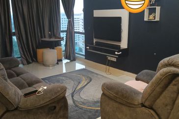 Lake Point Residence