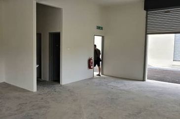 BRAND NEW | FACING MAIN ROAD | 2 Storey Corner Shop Lot Bidara Ria, Sendayan