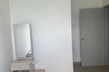 LBS Skylake Residence