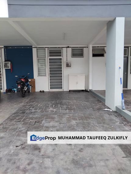 LOWER UNIT TOWNHOUSE | Kita Mekar Cybersouth, Dengkil, Ready Move In, Selangor, Dengkil
