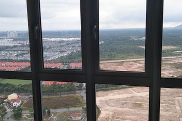 Adria Residence @ Gravit8