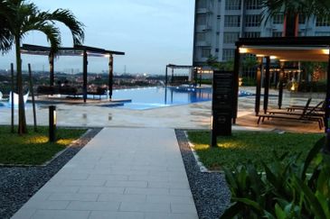 Adria Residence @ Gravit8