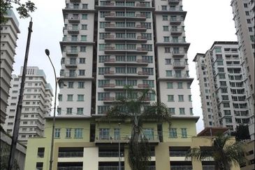 E-Tiara Serviced Apartment