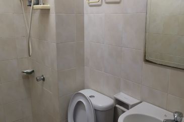 E-Tiara Serviced Apartment