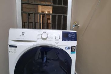 Mirage By The Lake Condominium