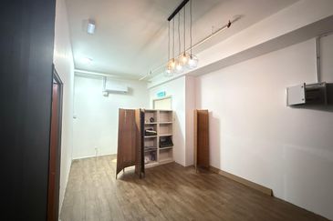 Kenwingston Business Centre