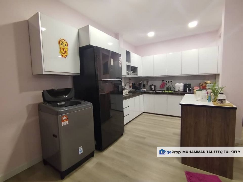 NEWLY RENOVATED | EXTENDED | FREEHOLD | 3 Storey Semi D Cluster, Ascott Hill Bukit Rahman Putra, Selangor, Bukit Rahman Putra