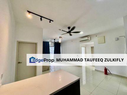 PARTIAL FURNISHED | POOL VIEW | 2 + 1 Bedrooms | Setia CIty Residence, Walking Distance To Mall, Selangor, Setia Alam/Alam Nusantara