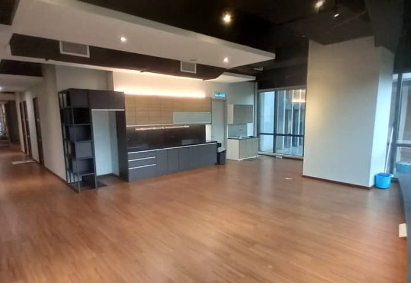 HiCom-Glenmarie Industrial Park