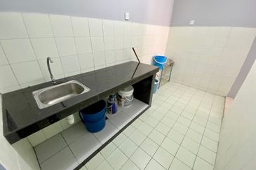 Apartment Pusat Komersil Seksyen 7 Shah Alam