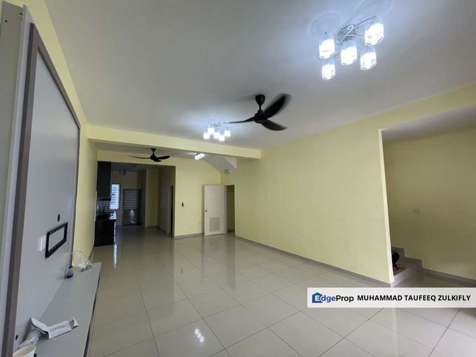 RENOVATED | PARTIAL FURNISHED | 2 Storey Tiara Sendayan, Labu Near KLIA, Negeri Sembilan, Seremban