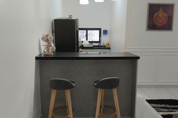 Equine Residence @ Equine Park