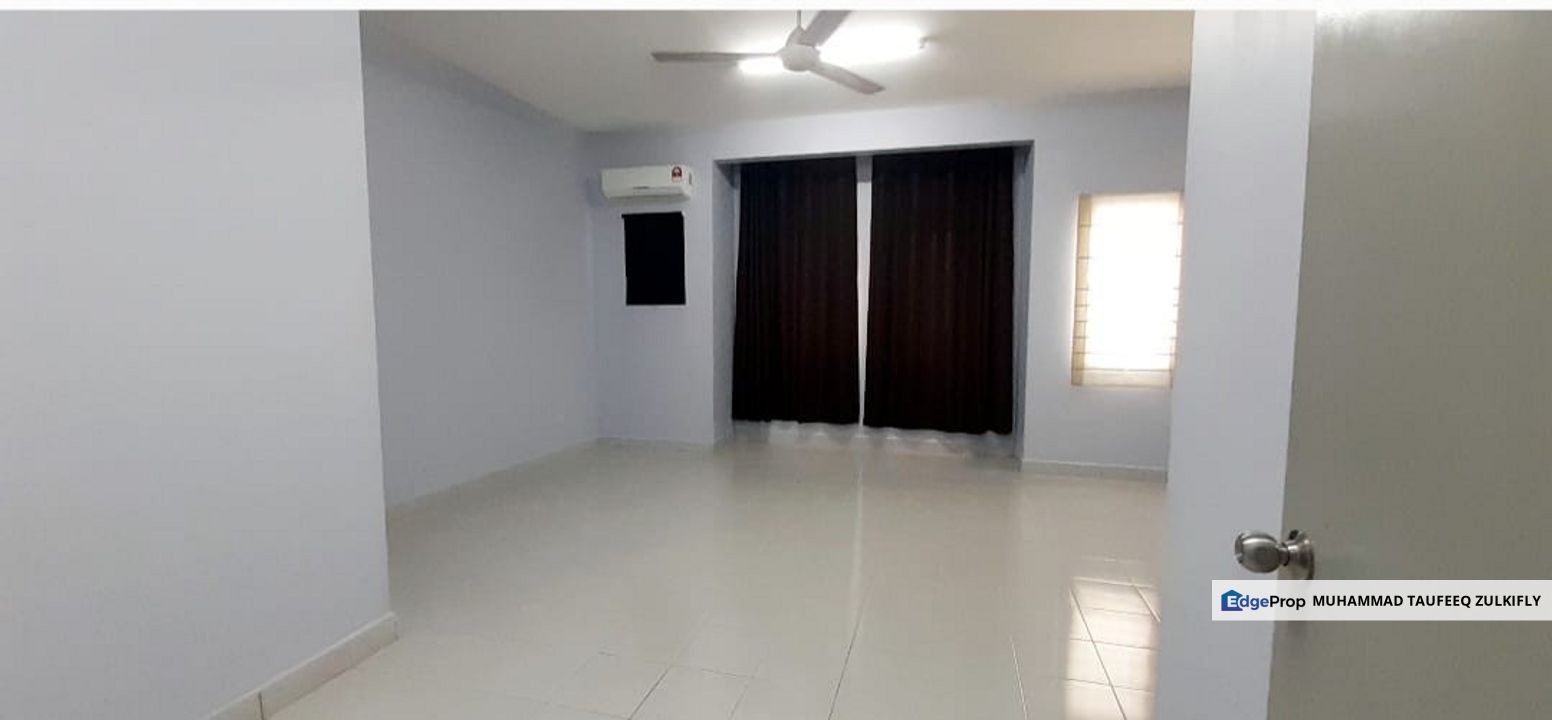 NEWLY REPAINTED | 2 Storey Terrace Kemuning Greenhills Kota Kemuning Shah Alam, Selangor, Shah Alam
