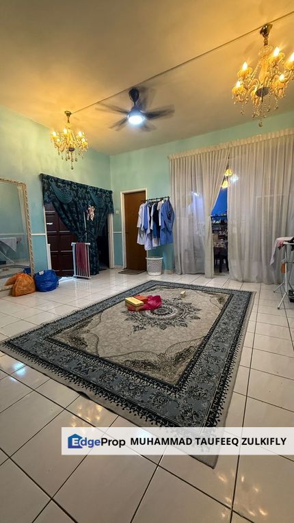 RENOVATED | LEASEHOLD WITH STRATA | Pangsapuri Merak, Subang Bestari Shah Alam , Selangor, Subang