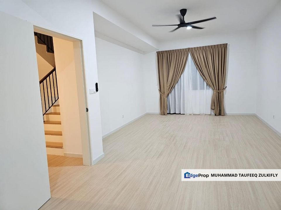 PARTIAL FURNISHED | COSY TOWNSHIP | 3 Storey Terrace Enso Woods Bandar Gamuda Cove, Dengkil, Selangor, Cyberjaya