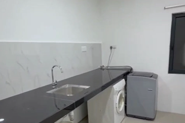 V12 Sovo (Menara Suria)