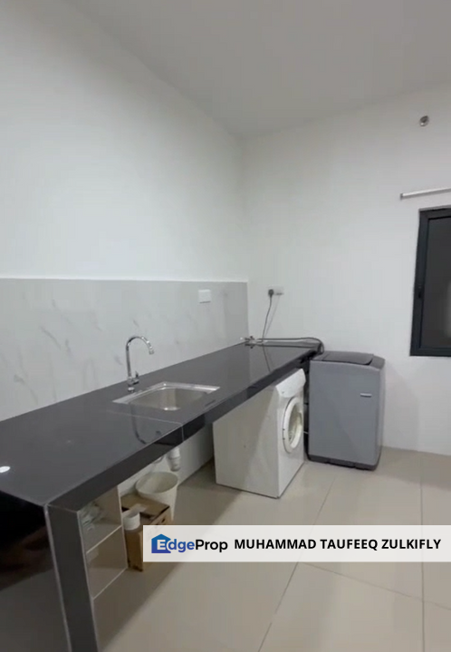 NON BUMI | CORNER UNIT | 2 BEDROOM | Menara Suria Subang jaya Shah Alam, Selangor, USJ