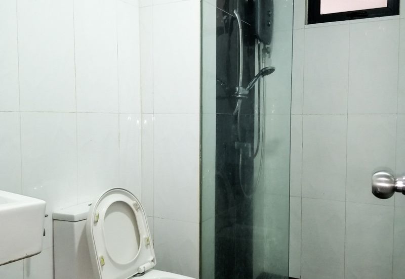 V12 Sovo (Menara Suria)