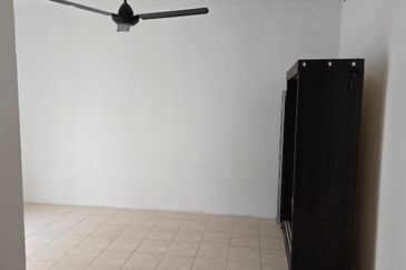 Pusat Komersial Seksyen 7