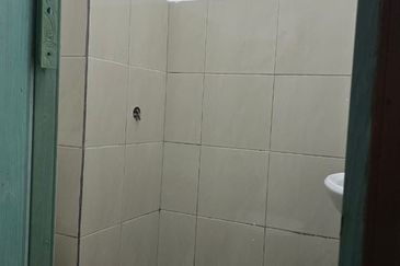 Pusat Komersial Seksyen 7