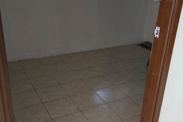 Pusat Komersial Seksyen 7