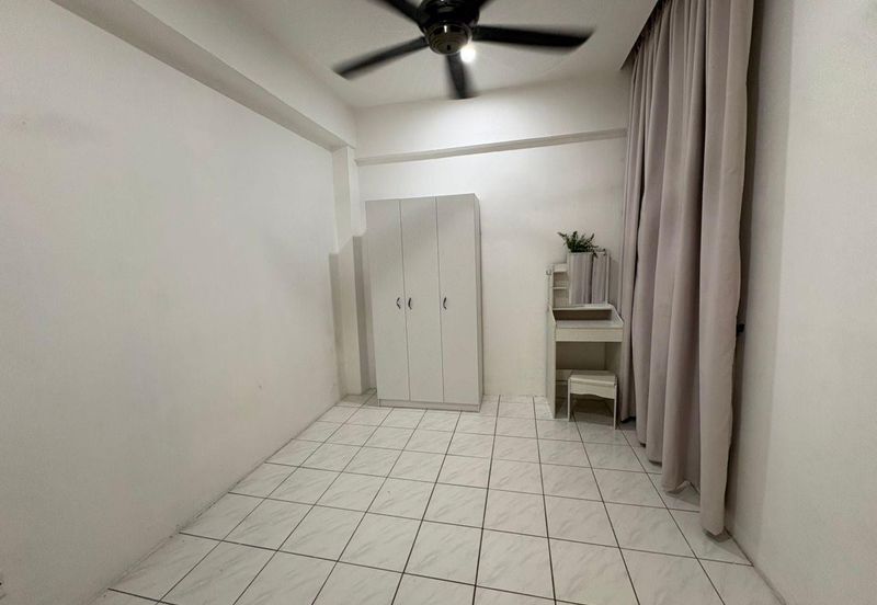 Brunsfield Service Apartment