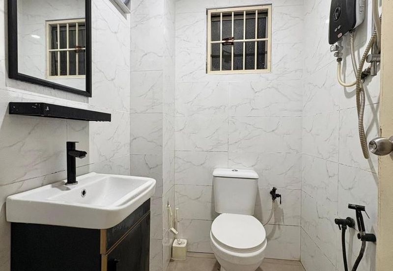 Brunsfield Service Apartment