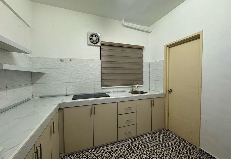 Brunsfield Service Apartment