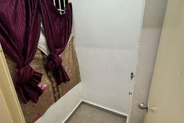 Brunsfield Service Apartment