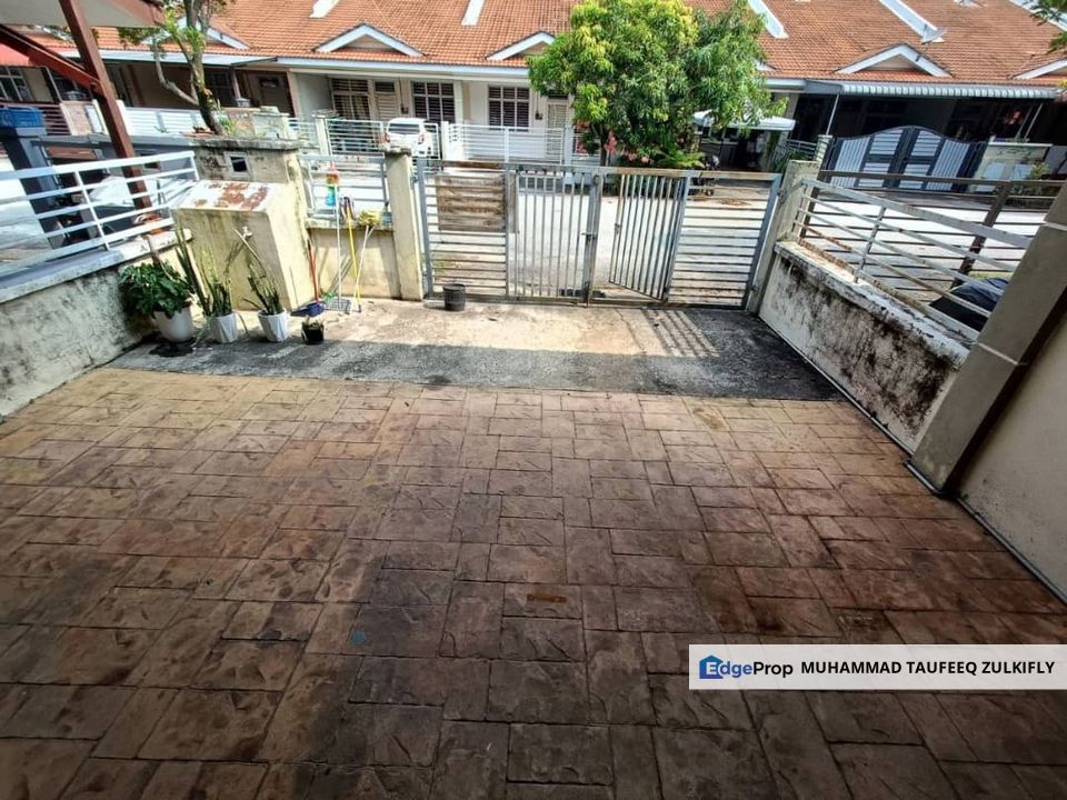 PARTIAL FURNISHED | RUMAH BARU CAT | BSP 9, Bandar Saujana Putra Ready Move In, Selangor, Jenjarom