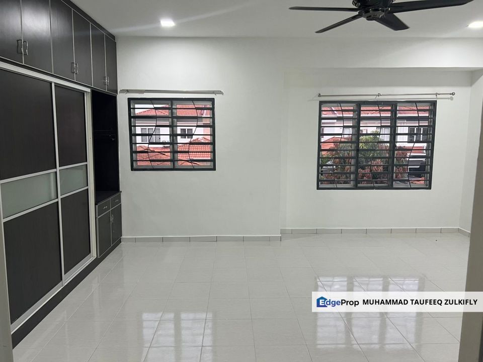 NICELY RENOVATED & EXTENDED | 2 Storey Terrace Taman Mesra Klang, Ready Move In, Selangor, Klang