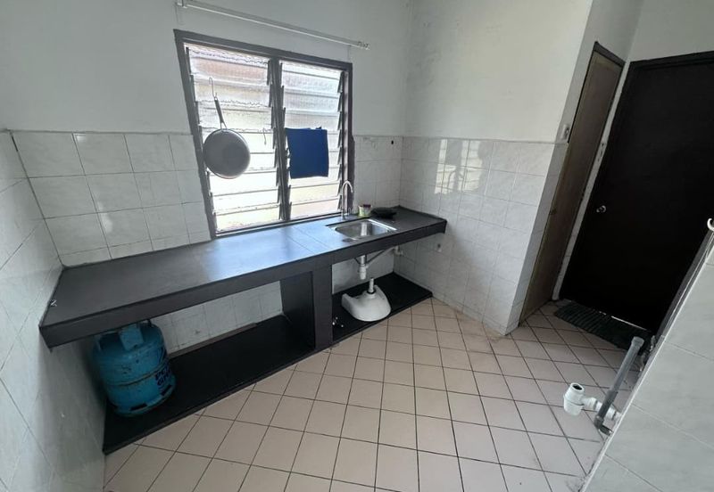 Flat PKNS, Seksyen 7