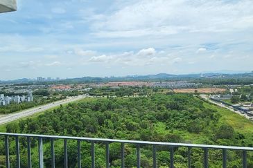 Lake Point Residence