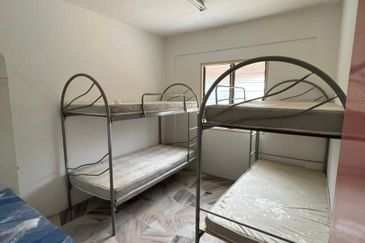 Flat PKNS, Seksyen 7