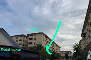 Flat PKNS, Seksyen 7