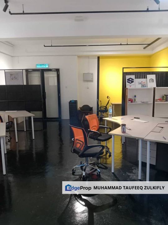 MODERN FURNISHED OFFICE UNIT | Kenwingston Business Centre Cyberjaya, Selangor, Cyberjaya