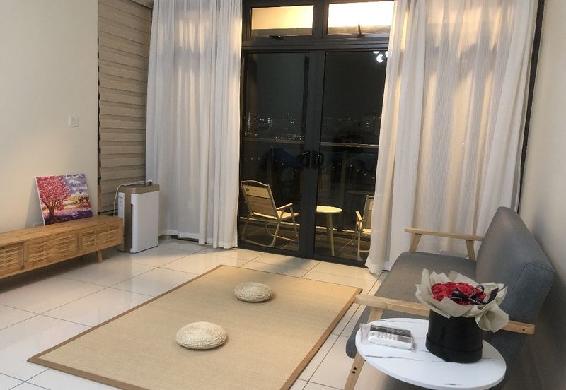 Aura Residence @ Precint 8