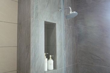 Aura Residence @ Precint 8