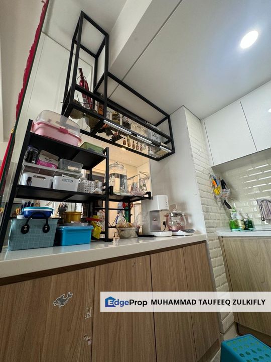 For Rent Partial Furnished: Modern Residence at Radia Residence, Bukit Jelutong, Selangor, Bukit Jelutong