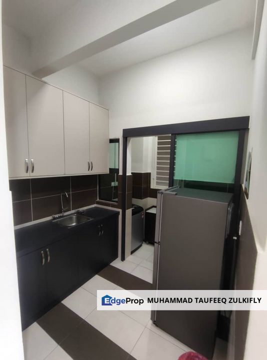 PARTIAL FURNISHED | POOL VIEW | Maple Residence Bandar Bestari Klang, Ready Move In, Selangor, Klang